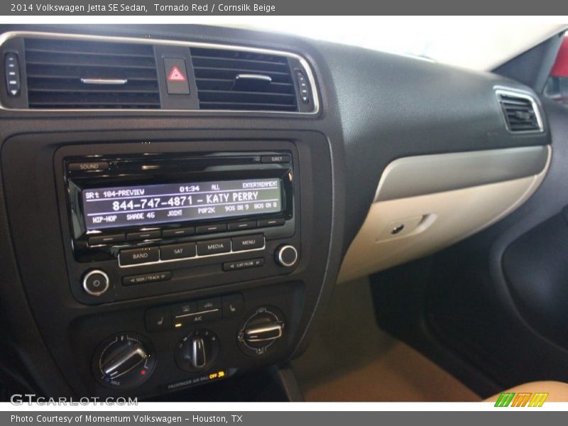 Tornado Red / Cornsilk Beige 2014 Volkswagen Jetta SE Sedan