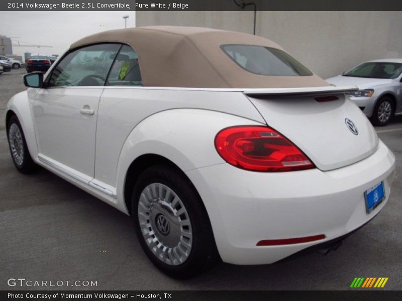 Pure White / Beige 2014 Volkswagen Beetle 2.5L Convertible