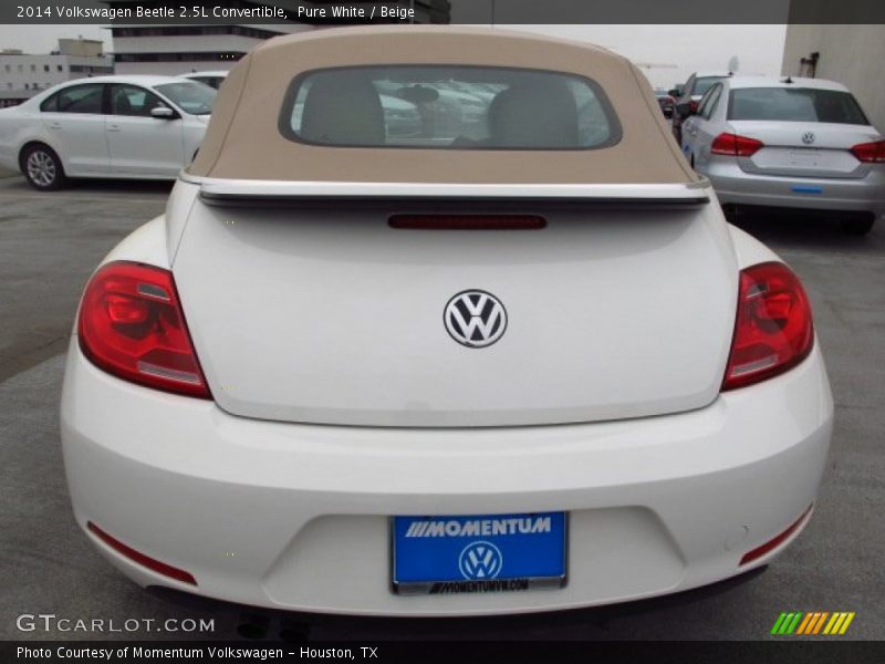 Pure White / Beige 2014 Volkswagen Beetle 2.5L Convertible