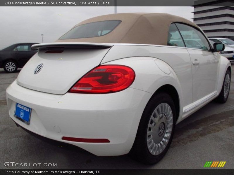 Pure White / Beige 2014 Volkswagen Beetle 2.5L Convertible