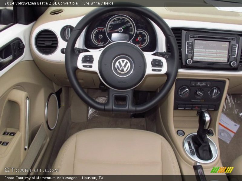 Pure White / Beige 2014 Volkswagen Beetle 2.5L Convertible