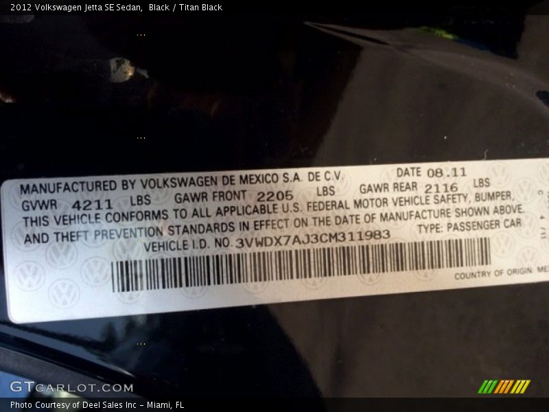 Black / Titan Black 2012 Volkswagen Jetta SE Sedan