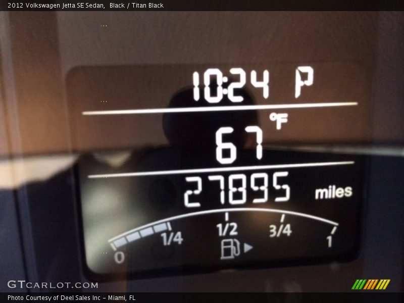 Black / Titan Black 2012 Volkswagen Jetta SE Sedan