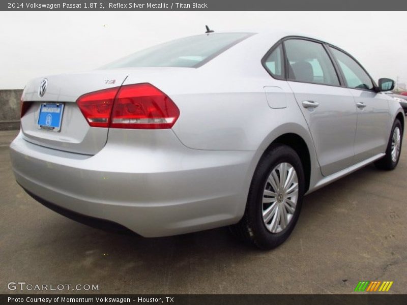 Reflex Silver Metallic / Titan Black 2014 Volkswagen Passat 1.8T S