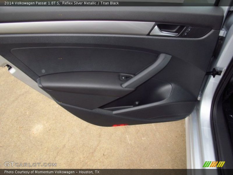 Reflex Silver Metallic / Titan Black 2014 Volkswagen Passat 1.8T S