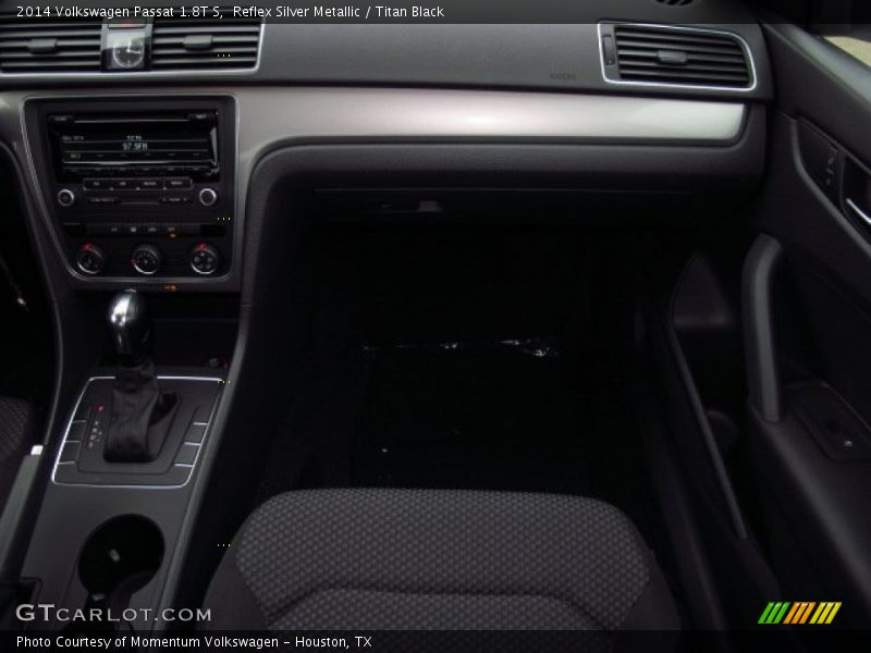 Reflex Silver Metallic / Titan Black 2014 Volkswagen Passat 1.8T S