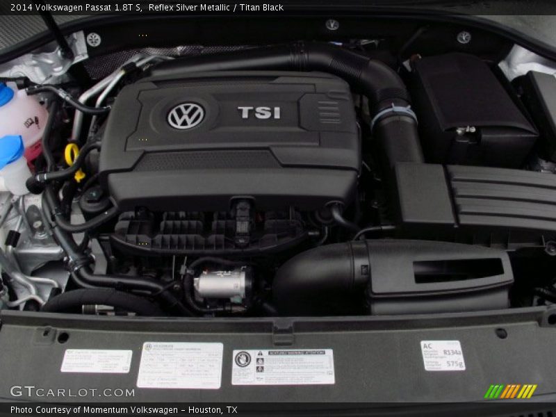 Reflex Silver Metallic / Titan Black 2014 Volkswagen Passat 1.8T S