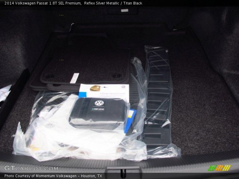 Reflex Silver Metallic / Titan Black 2014 Volkswagen Passat 1.8T SEL Premium