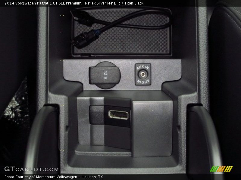 Reflex Silver Metallic / Titan Black 2014 Volkswagen Passat 1.8T SEL Premium