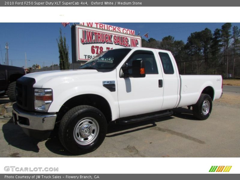 Oxford White / Medium Stone 2010 Ford F250 Super Duty XLT SuperCab 4x4