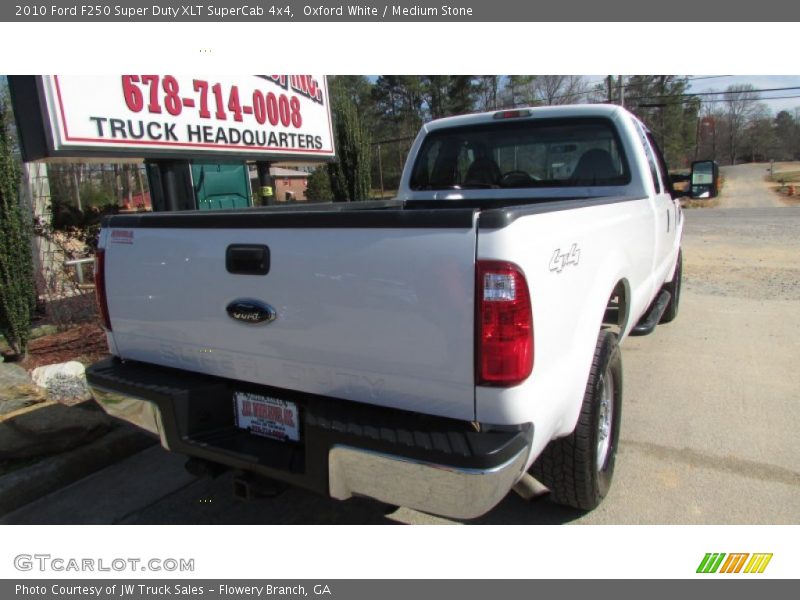 Oxford White / Medium Stone 2010 Ford F250 Super Duty XLT SuperCab 4x4
