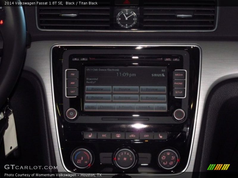 Black / Titan Black 2014 Volkswagen Passat 1.8T SE