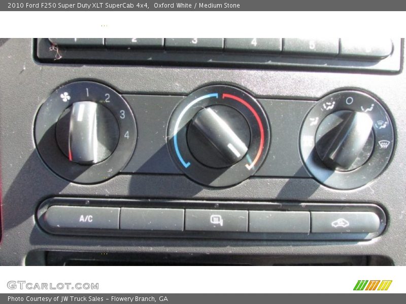 Oxford White / Medium Stone 2010 Ford F250 Super Duty XLT SuperCab 4x4