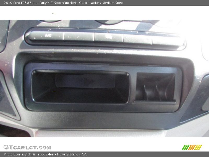 Oxford White / Medium Stone 2010 Ford F250 Super Duty XLT SuperCab 4x4