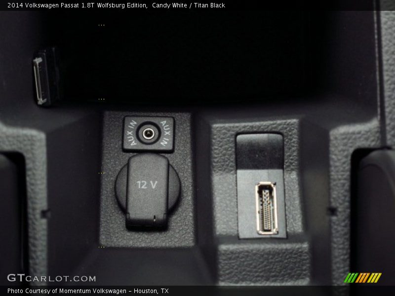 Candy White / Titan Black 2014 Volkswagen Passat 1.8T Wolfsburg Edition