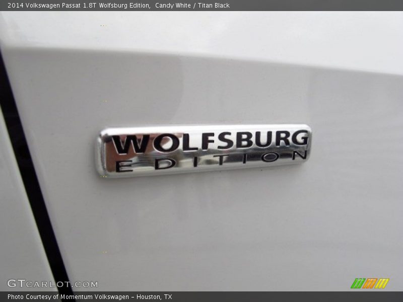 Candy White / Titan Black 2014 Volkswagen Passat 1.8T Wolfsburg Edition