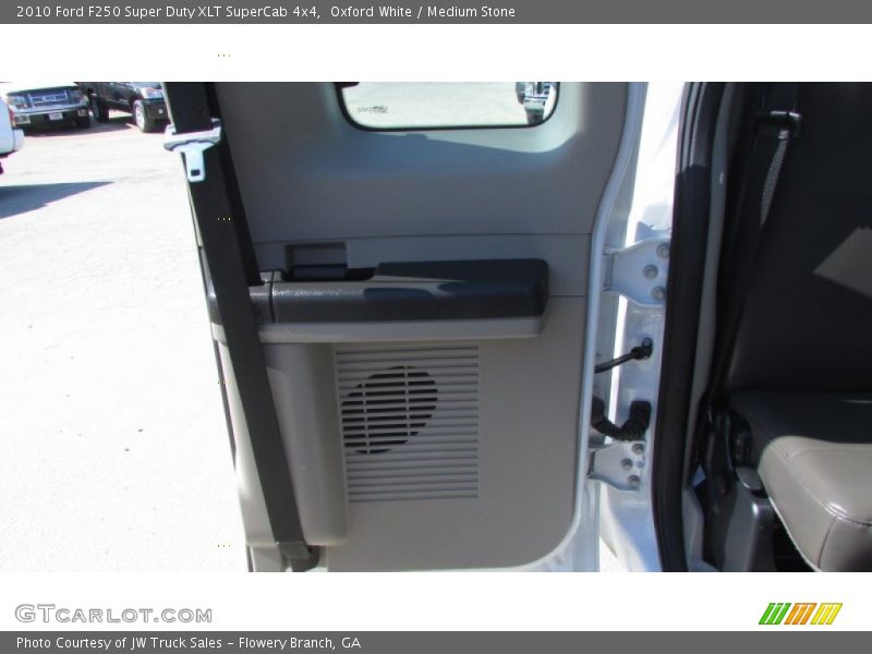 Oxford White / Medium Stone 2010 Ford F250 Super Duty XLT SuperCab 4x4