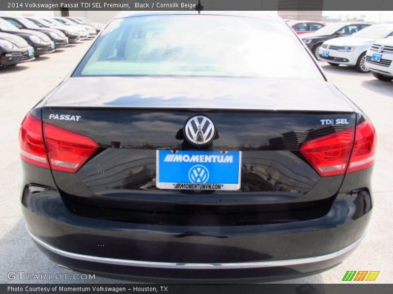 Black / Cornsilk Beige 2014 Volkswagen Passat TDI SEL Premium