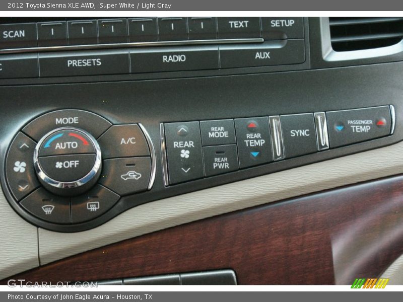 Super White / Light Gray 2012 Toyota Sienna XLE AWD