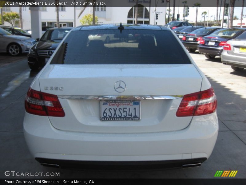 Arctic White / Black 2011 Mercedes-Benz E 350 Sedan