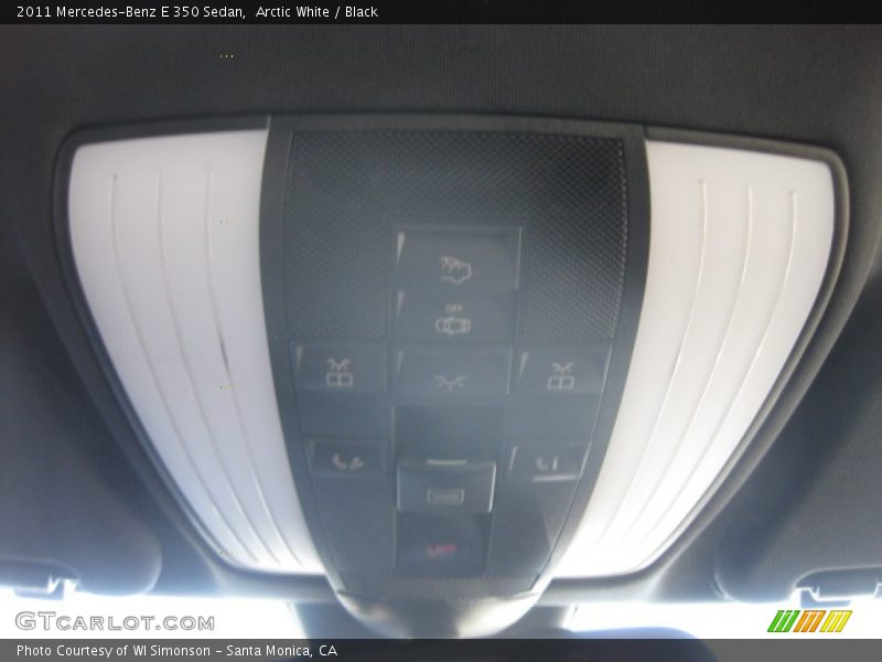 Arctic White / Black 2011 Mercedes-Benz E 350 Sedan