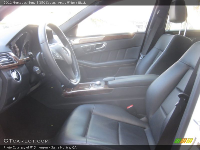 Arctic White / Black 2011 Mercedes-Benz E 350 Sedan