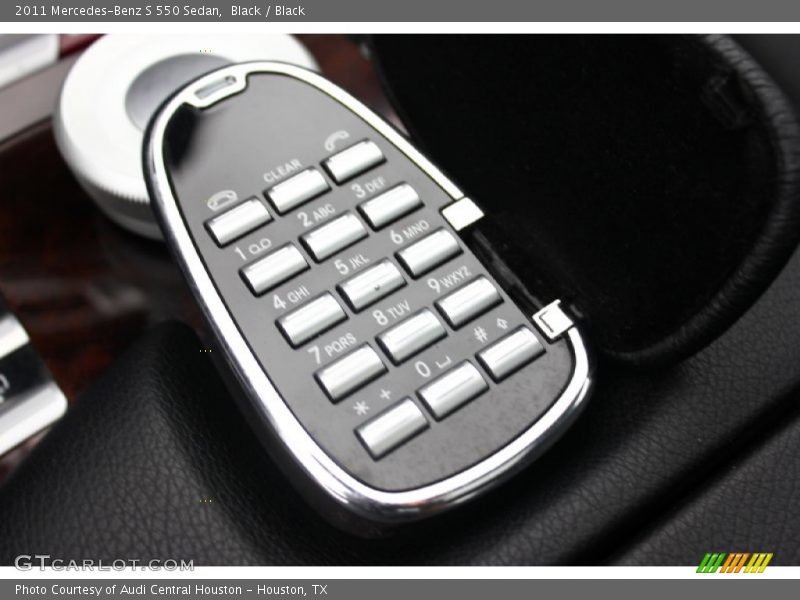 Black / Black 2011 Mercedes-Benz S 550 Sedan