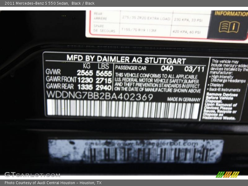Black / Black 2011 Mercedes-Benz S 550 Sedan