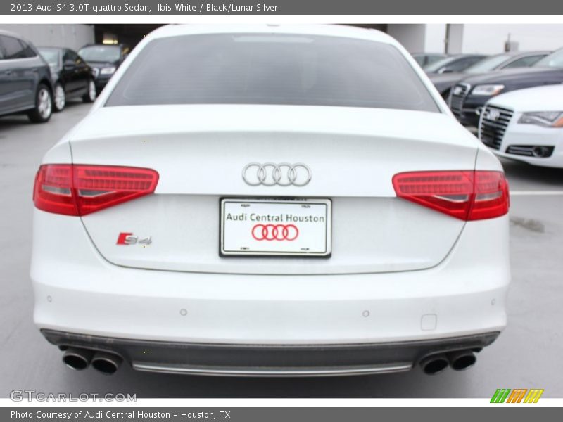 Ibis White / Black/Lunar Silver 2013 Audi S4 3.0T quattro Sedan