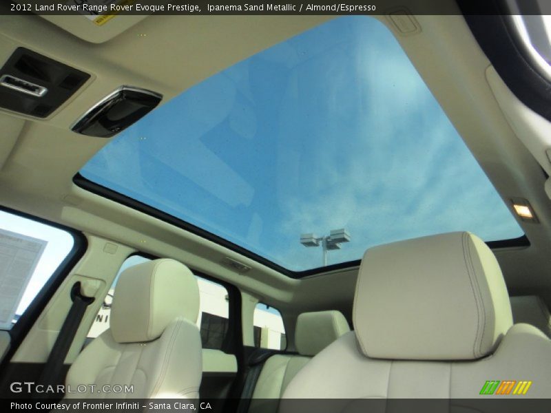 Ipanema Sand Metallic / Almond/Espresso 2012 Land Rover Range Rover Evoque Prestige