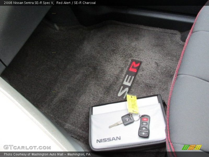 Red Alert / SE-R Charcoal 2008 Nissan Sentra SE-R Spec V