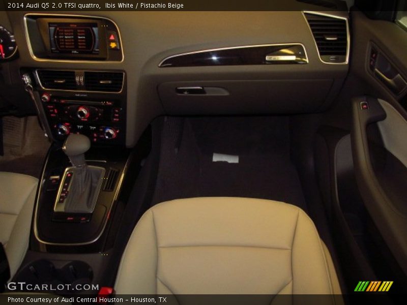 Ibis White / Pistachio Beige 2014 Audi Q5 2.0 TFSI quattro