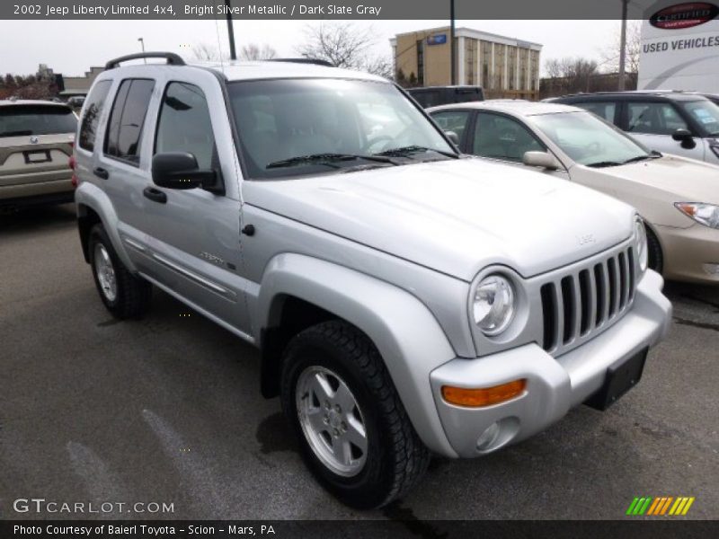 Bright Silver Metallic / Dark Slate Gray 2002 Jeep Liberty Limited 4x4