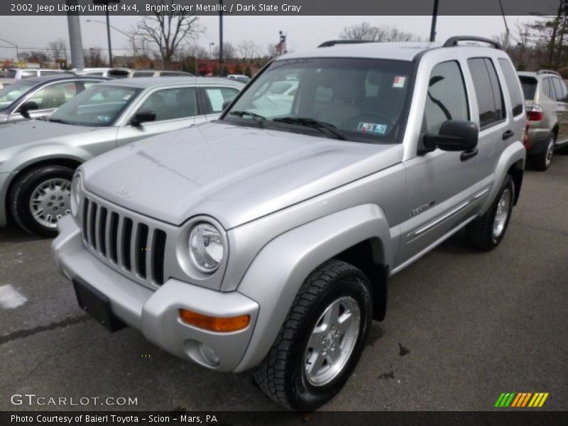 Bright Silver Metallic / Dark Slate Gray 2002 Jeep Liberty Limited 4x4