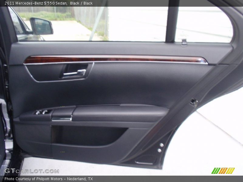 Black / Black 2011 Mercedes-Benz S 550 Sedan
