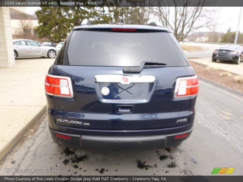 Midnight Blue / Black 2009 Saturn Outlook XR AWD