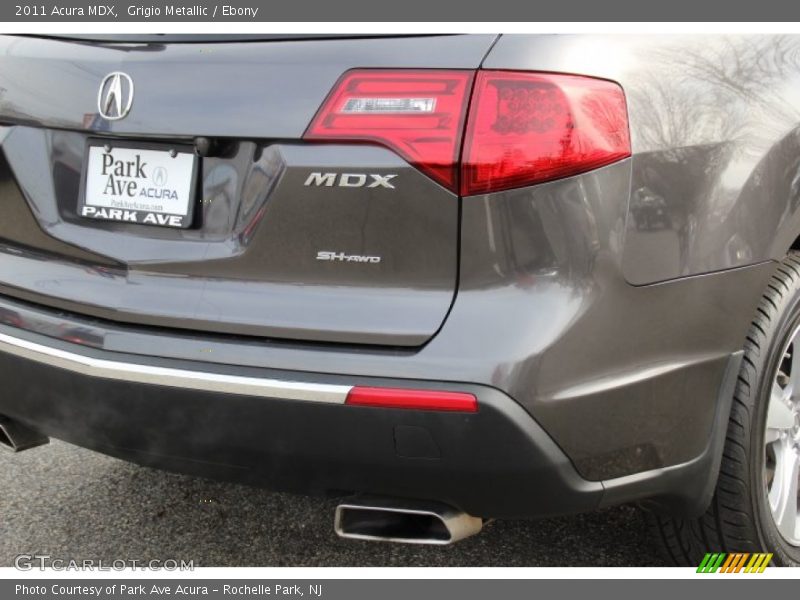 Grigio Metallic / Ebony 2011 Acura MDX