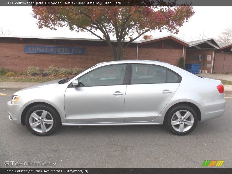 Reflex Silver Metallic / Titan Black 2011 Volkswagen Jetta TDI Sedan