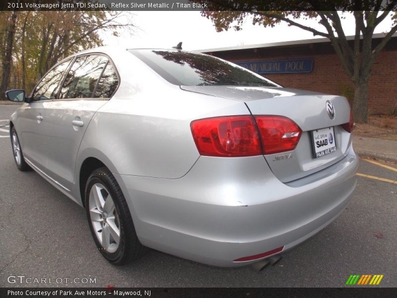 Reflex Silver Metallic / Titan Black 2011 Volkswagen Jetta TDI Sedan