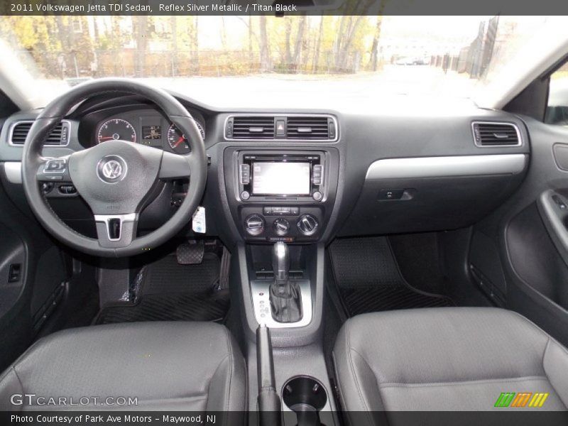 Reflex Silver Metallic / Titan Black 2011 Volkswagen Jetta TDI Sedan