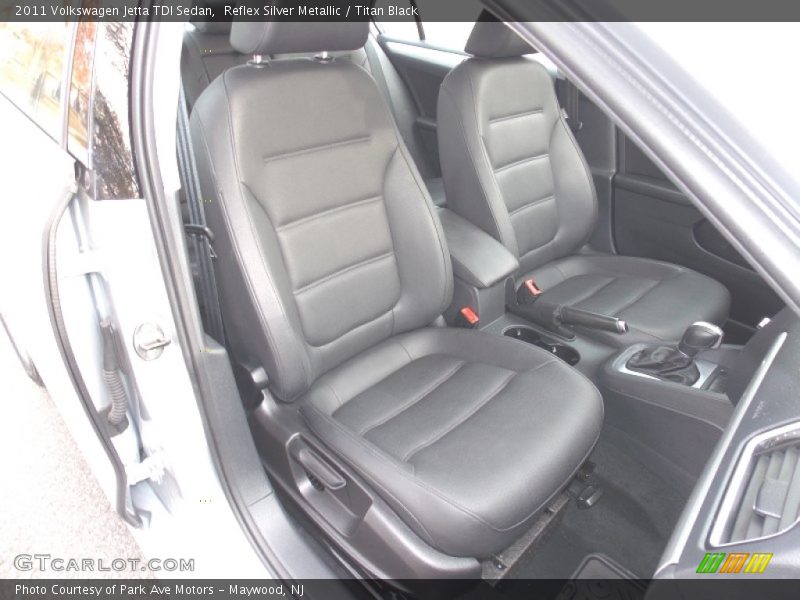 Reflex Silver Metallic / Titan Black 2011 Volkswagen Jetta TDI Sedan