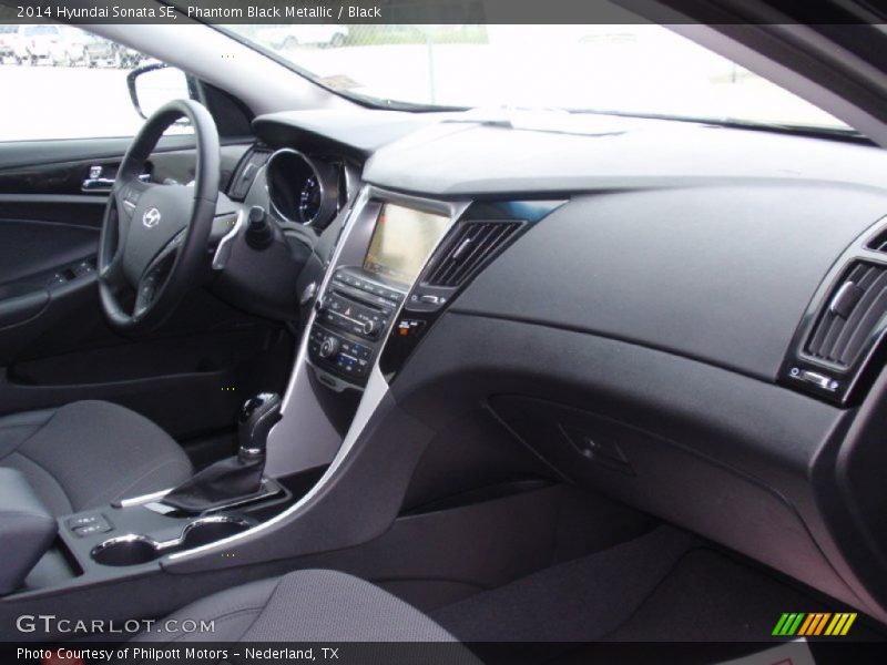 Phantom Black Metallic / Black 2014 Hyundai Sonata SE