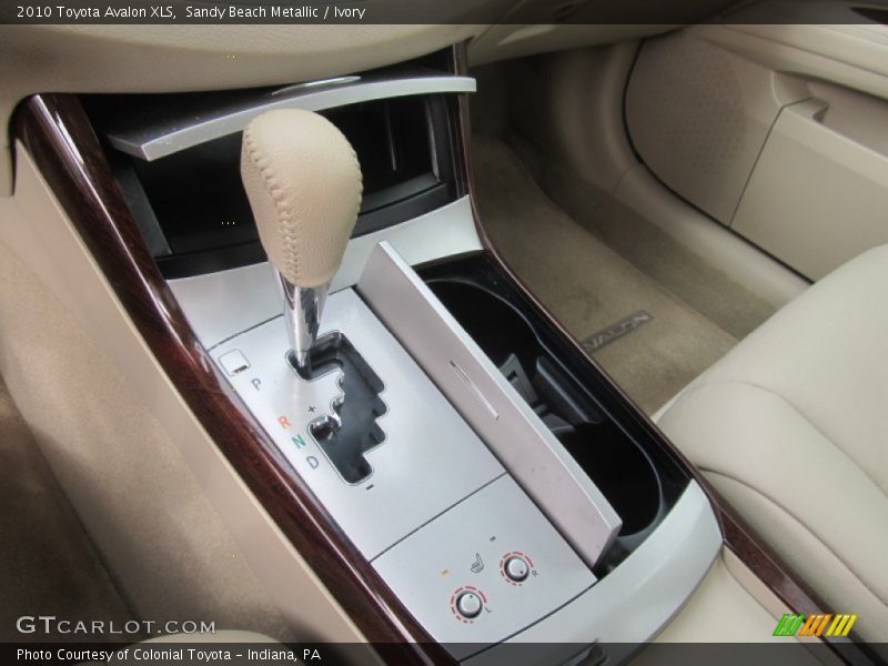 Sandy Beach Metallic / Ivory 2010 Toyota Avalon XLS