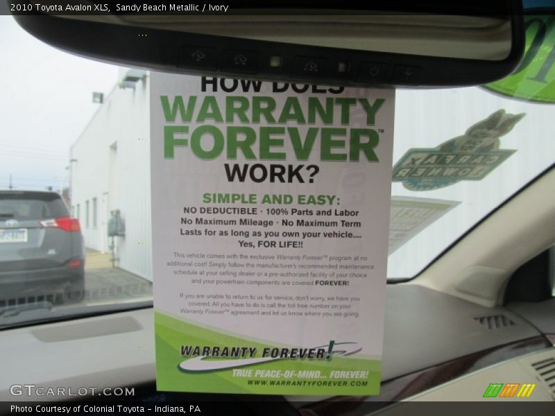 Sandy Beach Metallic / Ivory 2010 Toyota Avalon XLS