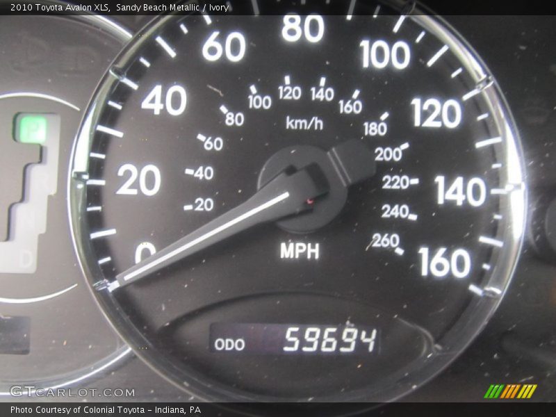Sandy Beach Metallic / Ivory 2010 Toyota Avalon XLS