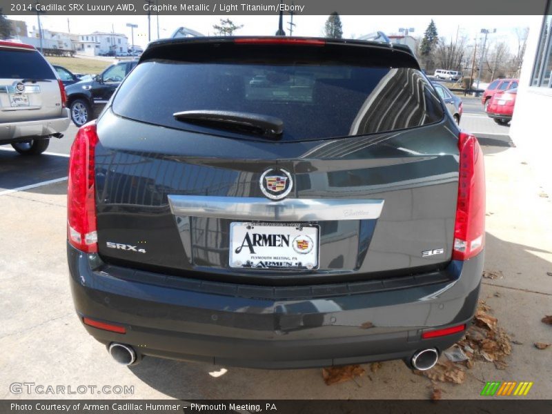 Graphite Metallic / Light Titanium/Ebony 2014 Cadillac SRX Luxury AWD