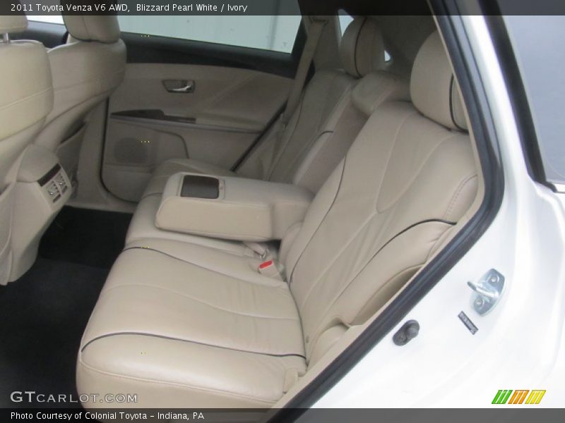 Blizzard Pearl White / Ivory 2011 Toyota Venza V6 AWD