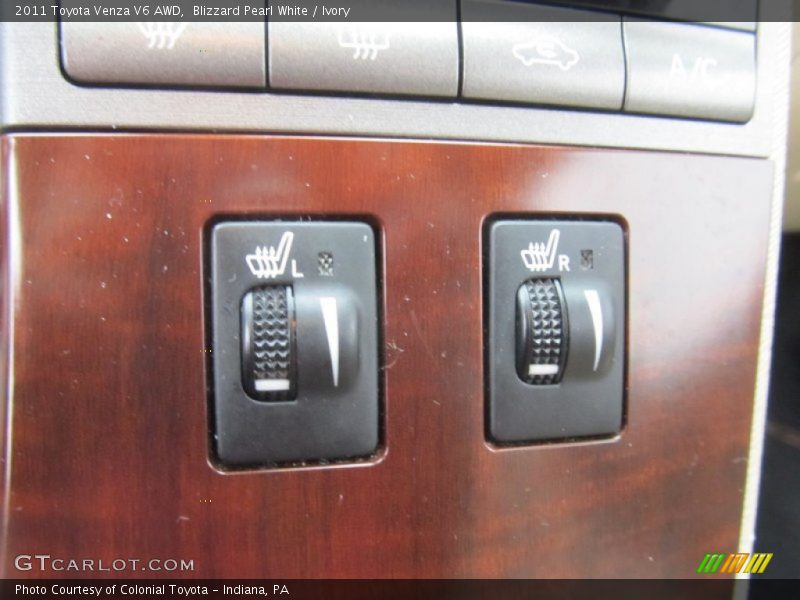 Blizzard Pearl White / Ivory 2011 Toyota Venza V6 AWD