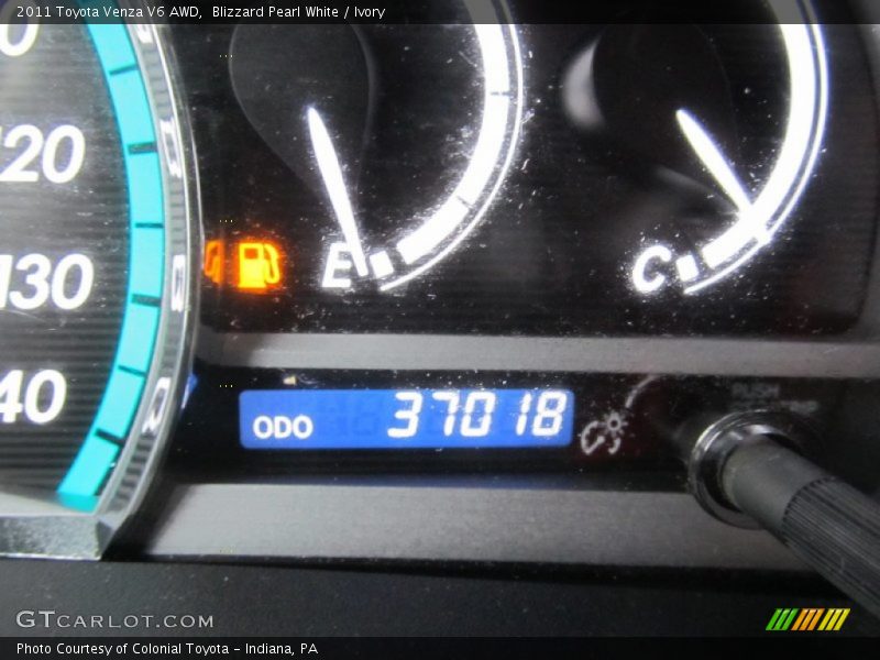 Blizzard Pearl White / Ivory 2011 Toyota Venza V6 AWD