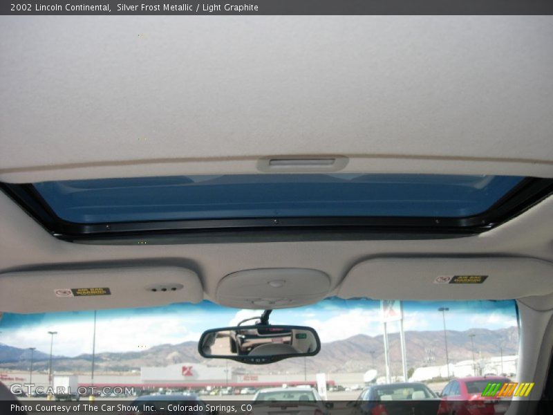 Silver Frost Metallic / Light Graphite 2002 Lincoln Continental